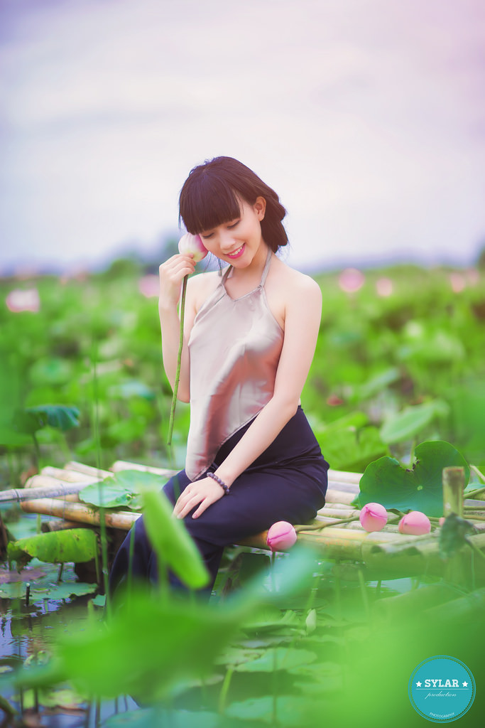 小婷又嫩又紧水又多的视频